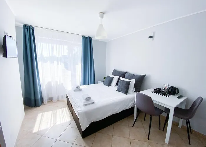 Hotel Goscinne Przy Molo *